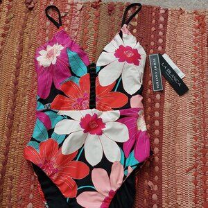 NWT La Blanca Reversible One Piece Swimsuit